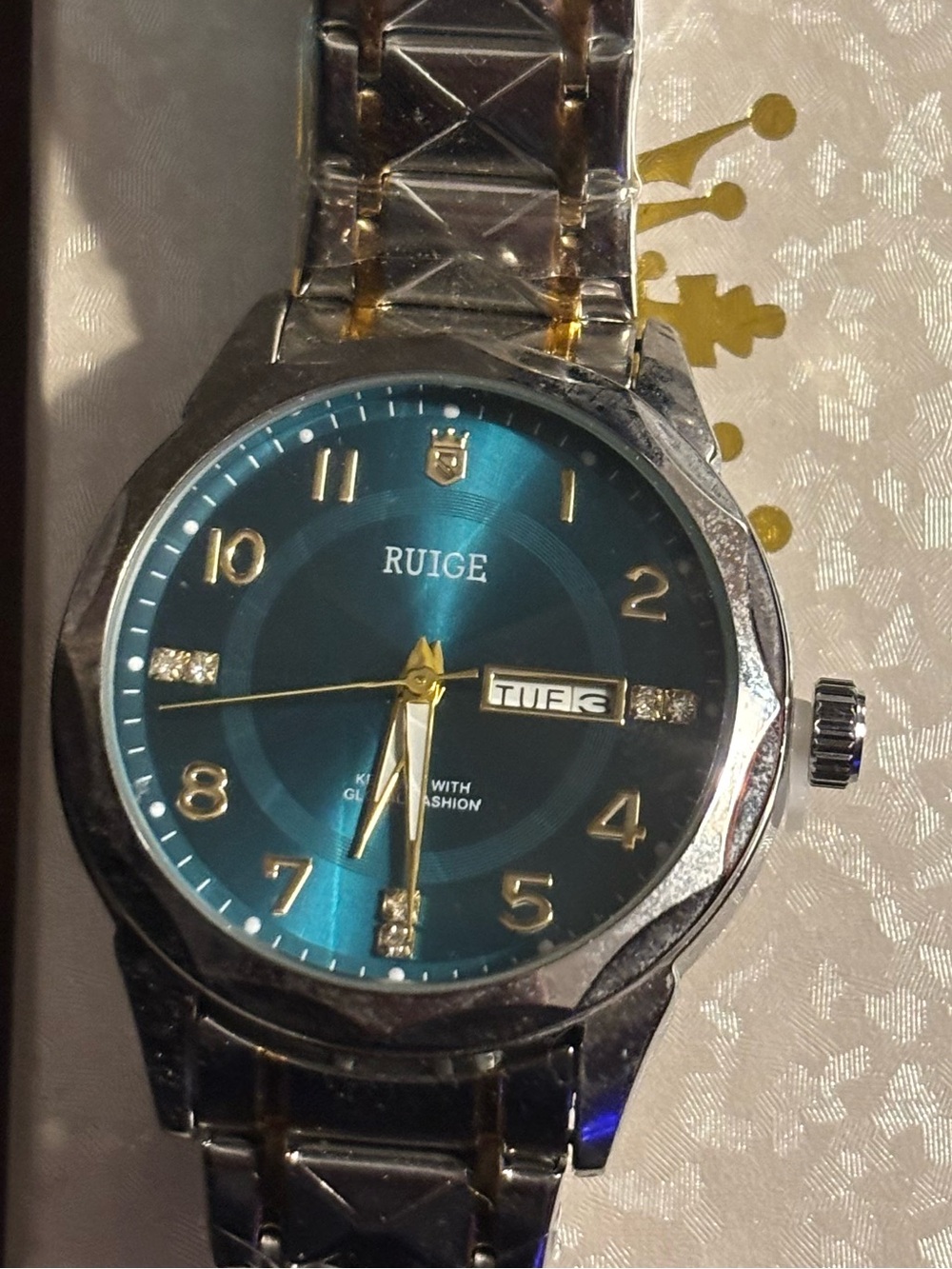 Ruige Men's Blue Dial Stainless Watch
Brand New Still Wrapped In Plastic